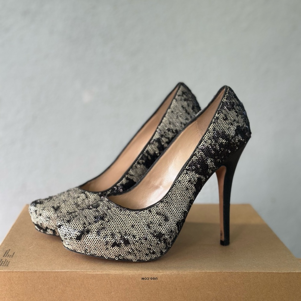 JEAN-MICHEL CAZABAT Zilla $395 Sequin Platform Heels Size 39/9 - PERFECT COND.!